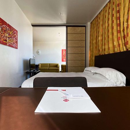 Best Western Plus Hotel Le Favaglie Cornaredo Exteriér fotografie