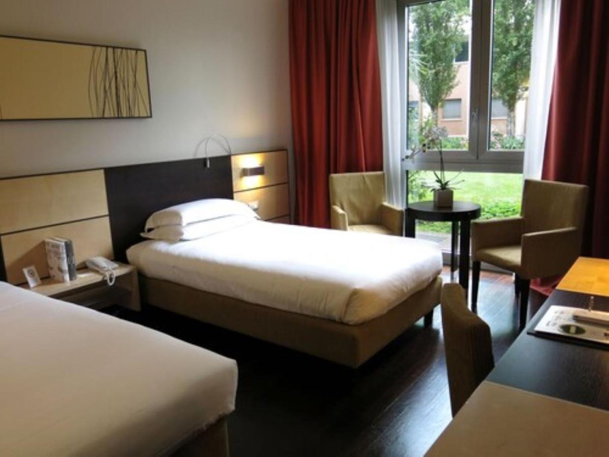 Best Western Plus Hotel Le Favaglie Cornaredo Exteriér fotografie