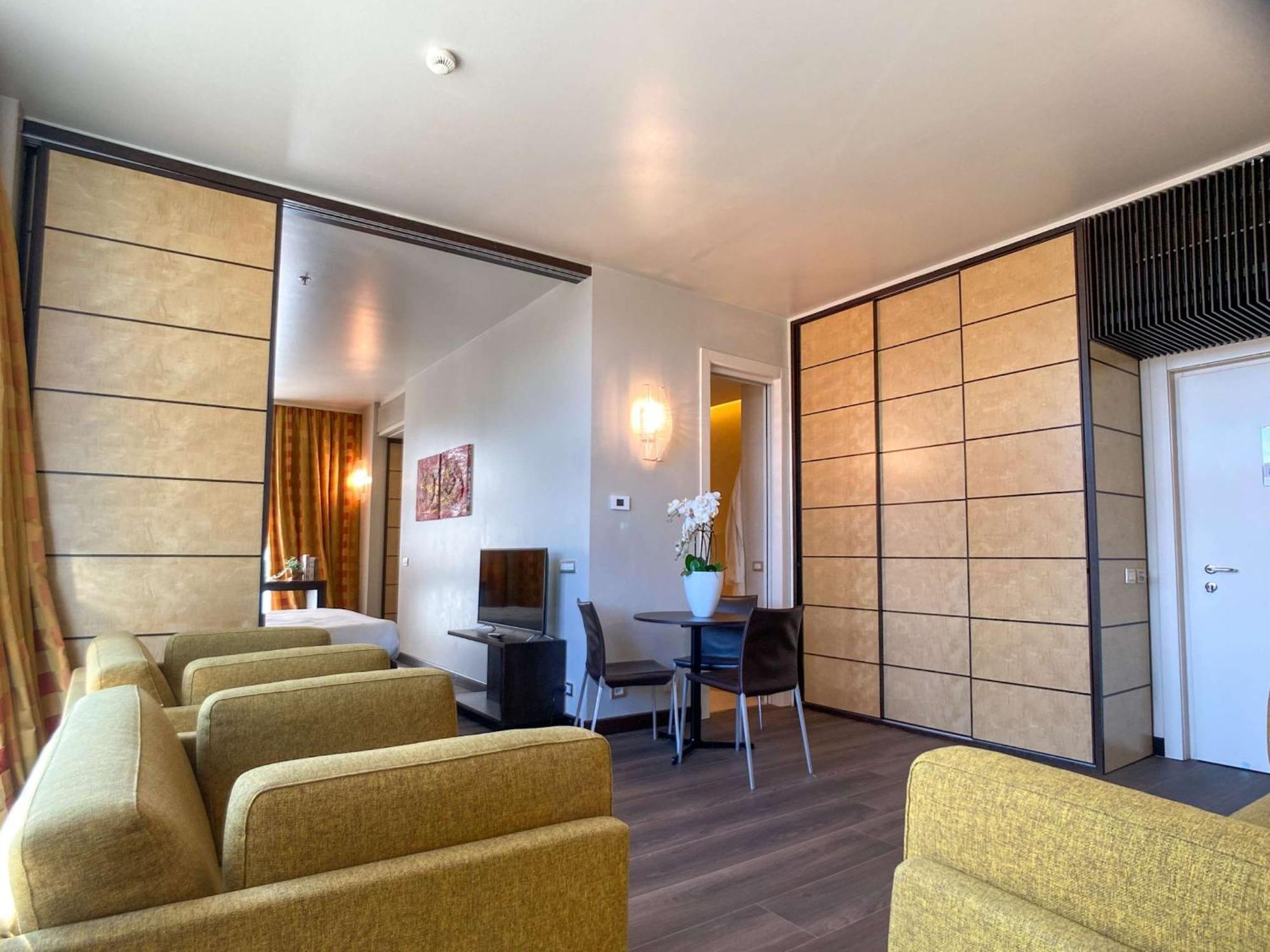Best Western Plus Hotel Le Favaglie Cornaredo Exteriér fotografie